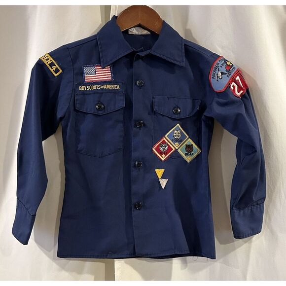 Vintage Cub Scout BSA‎ Uniform Shirt Short Sleeve w/ patches Boys Youth Sz 8 - Picture 1 of 5